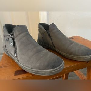 Remonte Gray Boots